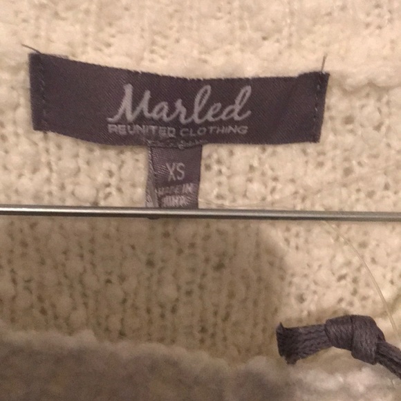 Sweater - Picture 3 of 5